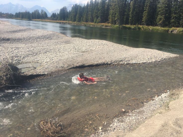 41337662_1971029349603175_6680299863415980032_o